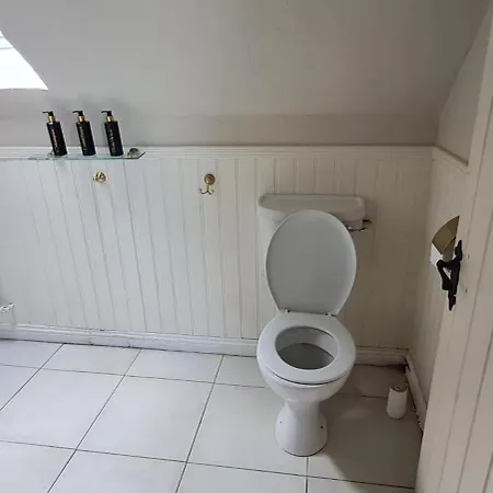 Secret Hideaway In Clare The Hand