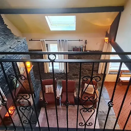 Дом отдыха Secret Hideaway In Clare The Hand