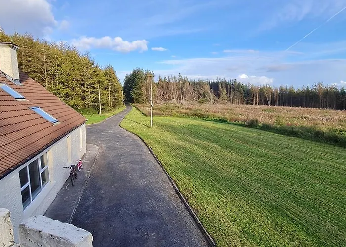 Holiday home Secret Hideaway In Clare *