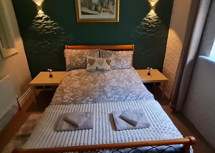 Secret Hideaway In Clare