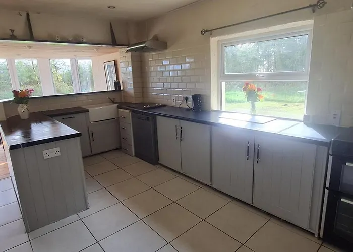 Holiday home Secret Hideaway In Clare *