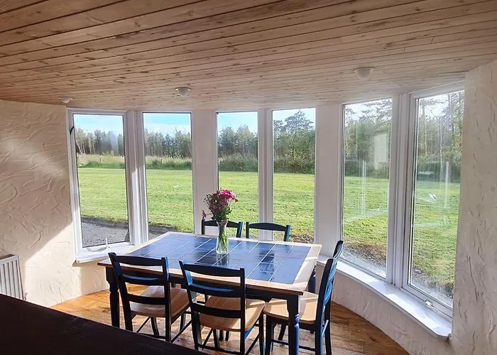 Дом отдыха Secret Hideaway In Clare *